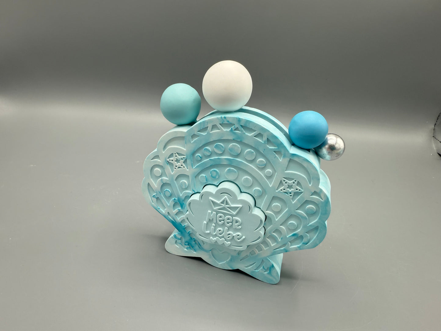 🌊 Deko Muschel „Meer Liebe“ – maritime Tischdekoration mit Kugeln, Küsten Dekofigur fürs Zuhause