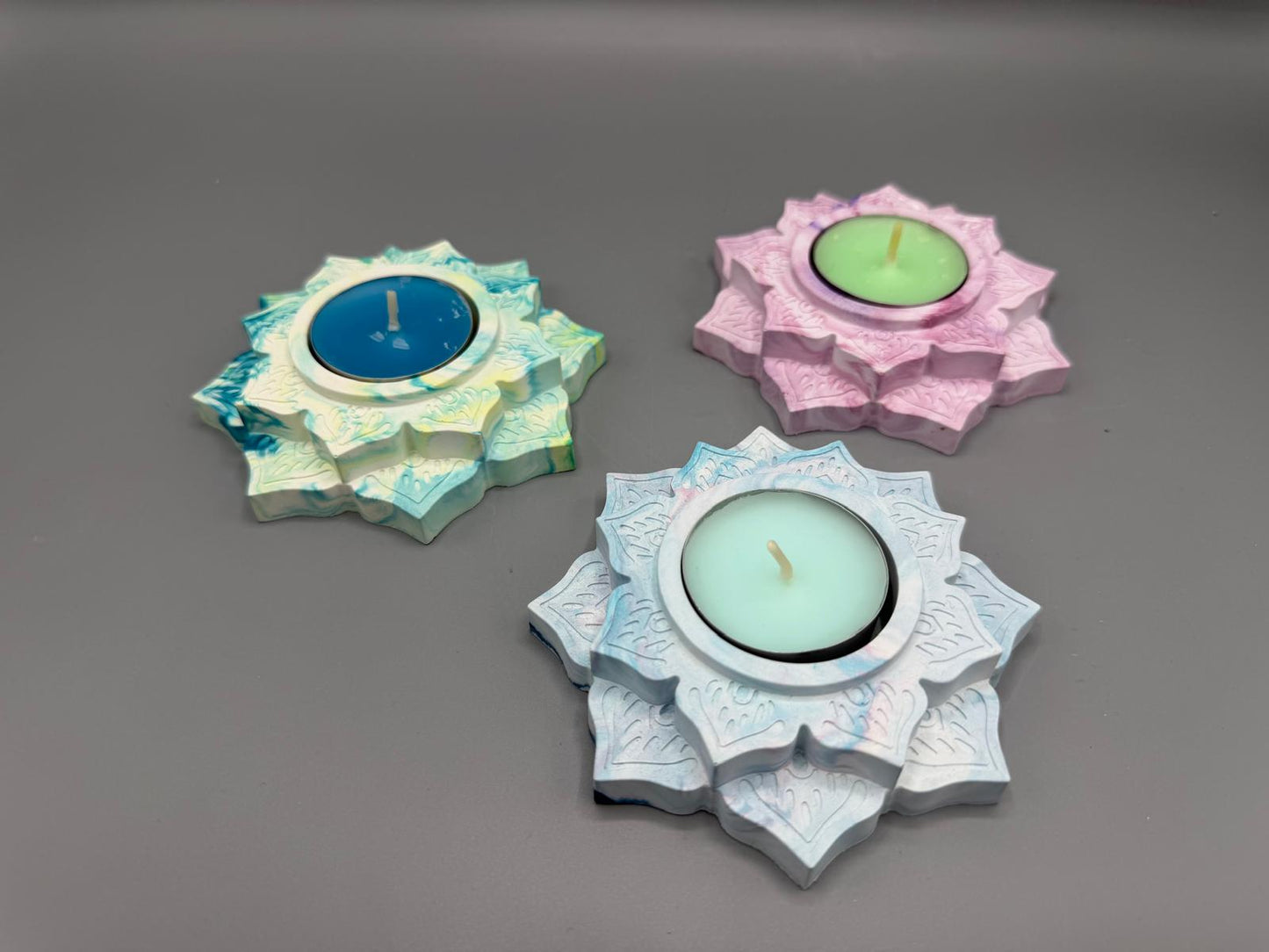 Lotusblüte Teelichthalter – Handgefertigtes Unikat mit Marmorierung