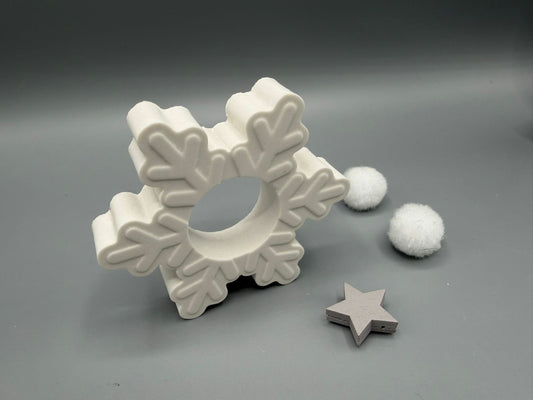 Schneeflocke mit Schokokugel-Halter – Handgemachte Winter- & Weihnachtsdeko